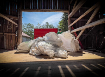 Jordbrukarna hämtade 774 000 kilo plast till 4H:s insamlingspunkter featured image